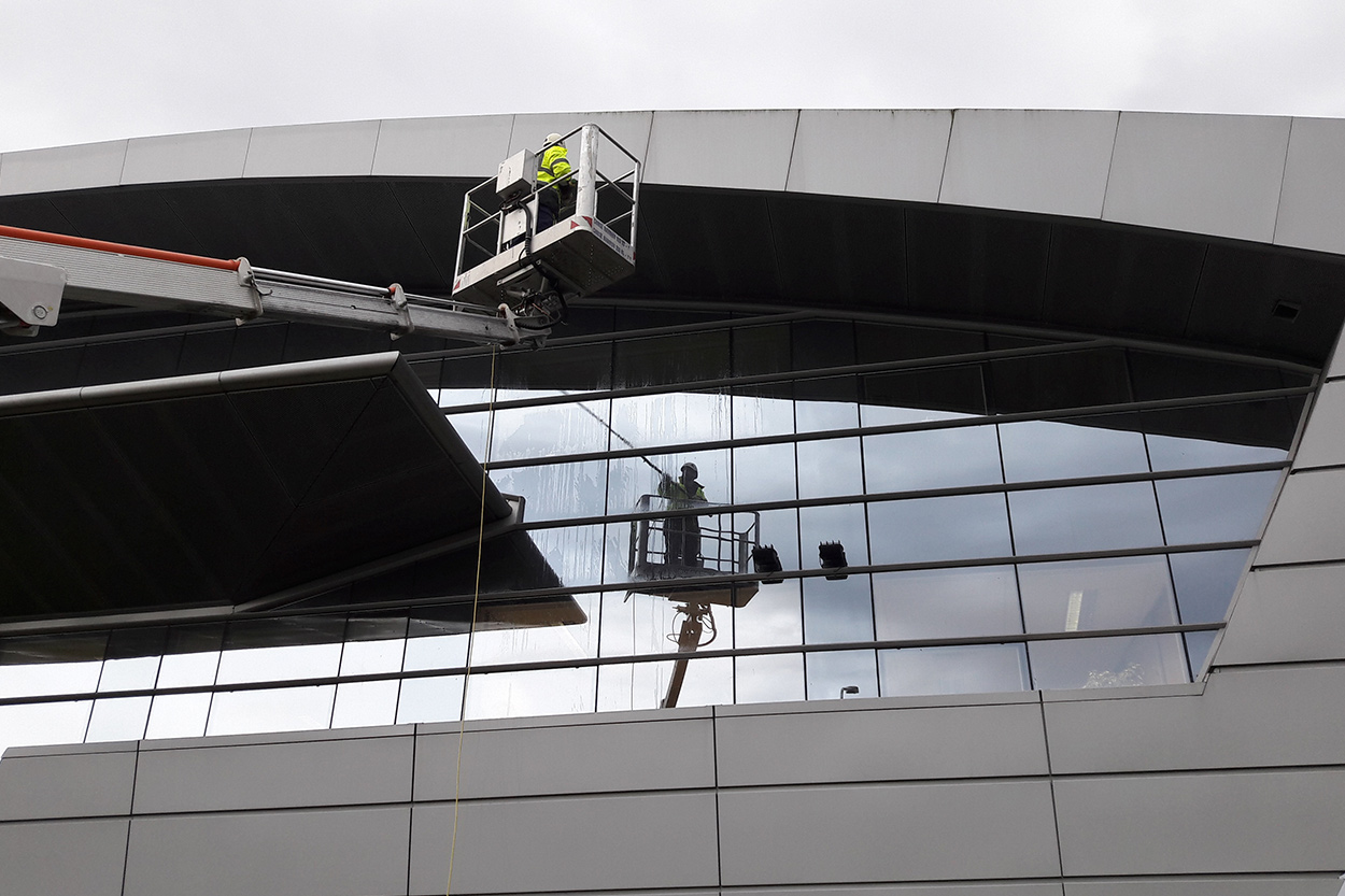 Chemisage canalisation Oloron, Chemisage canalisation Orthez, Chemisage canalisation Pau, Chemisage canalisation Tarbes, Chemisage canalisation Vic en Bigorre, Débouchage canalisation Oloron, Débouchage canalisation Orthez, Débouchage canalisation Pau, Débouchage canalisation Tarbes, Débouchage canalisation Vic en Bigorre, Débouchage WC Oloron, Débouchage WC Orthez, Débouchage WC Pau, Débouchage WC Tarbes, Débouchage WC Vic en Bigorre, Dégraissage hôtes Oloron, Dégraissage hôtes Orthez, Dégraissage hôtes Pau, Dégraissage hôtes Tarbes, Dégraissage hôtes Vic en Bigorre, Désinfection Oloron, Désinfection Orthez, Désinfection Pau, Désinfection Tarbes, Désinfection Vic en Bigorre, Espaces verts Oloron, Espaces verts Orthez, Espaces verts Pau, Espaces verts Tarbes, Espaces verts Vic en Bigorre, Inspection vidéo pour canalisation Oloron, Inspection vidéo pour canalisation Orthez, Inspection vidéo pour canalisation Pau, Inspection vidéo pour canalisation Tarbes, Inspection vidéo pour canalisation Vic en Bigorre, Nettoyage bureaux Oloron, Nettoyage bureaux Orthez, Nettoyage bureaux Pau, Nettoyage bureaux Tarbes, Nettoyage bureaux Vic en Bigorre, Nettoyage immeubles Oloron, Nettoyage immeubles Orthez, Nettoyage immeubles Pau, Nettoyage immeubles Tarbes, Nettoyage immeubles Vic en Bigorre, Nettoyage industriel Oloron, Nettoyage industriel Orthez, Nettoyage industriel Pau, Nettoyage industriel Tarbes, Nettoyage industriel Vic en Bigorre, Remise état après travaux Oloron, Remise état après travaux Orthez, Remise état après travaux Pau, Remise état après travaux Tarbes, Remise état après travaux Vic en Bigorre, Vidange bac à graisse Oloron, Vidange bac à graisse Orthez, Vidange bac à graisse Pau, Vidange bac à graisse Tarbes, Vidange bac à graisse Vic en Bigorre, Vidange fosse septique Oloron, Vidange fosse septique Orthez, Vidange fosse septique Pau, Vidange fosse septique Tarbes, Vidange fosse septique Vic en Bigorre