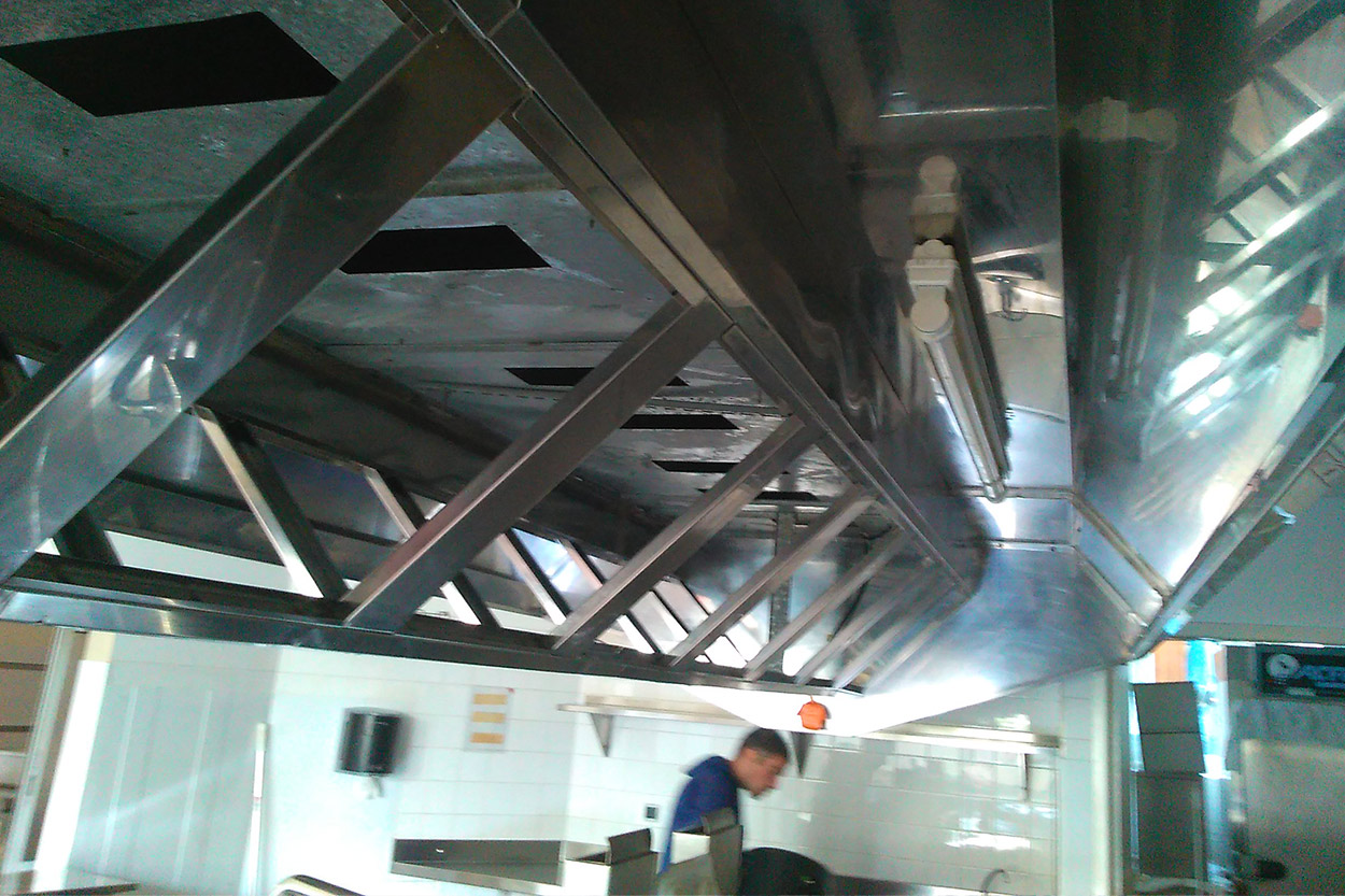 Chemisage canalisation Oloron, Chemisage canalisation Orthez, Chemisage canalisation Pau, Chemisage canalisation Tarbes, Chemisage canalisation Vic en Bigorre, Débouchage canalisation Oloron, Débouchage canalisation Orthez, Débouchage canalisation Pau, Débouchage canalisation Tarbes, Débouchage canalisation Vic en Bigorre, Débouchage WC Oloron, Débouchage WC Orthez, Débouchage WC Pau, Débouchage WC Tarbes, Débouchage WC Vic en Bigorre, Dégraissage hôtes Oloron, Dégraissage hôtes Orthez, Dégraissage hôtes Pau, Dégraissage hôtes Tarbes, Dégraissage hôtes Vic en Bigorre, Désinfection Oloron, Désinfection Orthez, Désinfection Pau, Désinfection Tarbes, Désinfection Vic en Bigorre, Espaces verts Oloron, Espaces verts Orthez, Espaces verts Pau, Espaces verts Tarbes, Espaces verts Vic en Bigorre, Inspection vidéo pour canalisation Oloron, Inspection vidéo pour canalisation Orthez, Inspection vidéo pour canalisation Pau, Inspection vidéo pour canalisation Tarbes, Inspection vidéo pour canalisation Vic en Bigorre, Nettoyage bureaux Oloron, Nettoyage bureaux Orthez, Nettoyage bureaux Pau, Nettoyage bureaux Tarbes, Nettoyage bureaux Vic en Bigorre, Nettoyage immeubles Oloron, Nettoyage immeubles Orthez, Nettoyage immeubles Pau, Nettoyage immeubles Tarbes, Nettoyage immeubles Vic en Bigorre, Nettoyage industriel Oloron, Nettoyage industriel Orthez, Nettoyage industriel Pau, Nettoyage industriel Tarbes, Nettoyage industriel Vic en Bigorre, Remise état après travaux Oloron, Remise état après travaux Orthez, Remise état après travaux Pau, Remise état après travaux Tarbes, Remise état après travaux Vic en Bigorre, Vidange bac à graisse Oloron, Vidange bac à graisse Orthez, Vidange bac à graisse Pau, Vidange bac à graisse Tarbes, Vidange bac à graisse Vic en Bigorre, Vidange fosse septique Oloron, Vidange fosse septique Orthez, Vidange fosse septique Pau, Vidange fosse septique Tarbes, Vidange fosse septique Vic en Bigorre